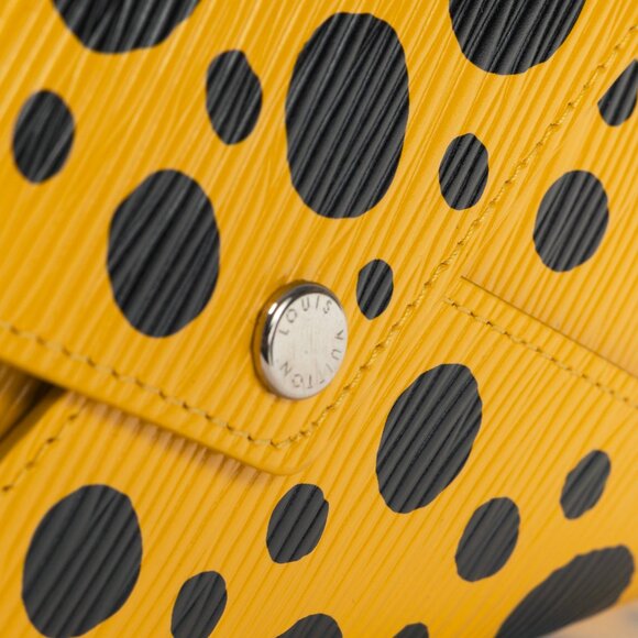 Louis Vuitton x Yayoi Kusama Kirigami Yellow Epi Dotted Pochette - Picture 6 of 10